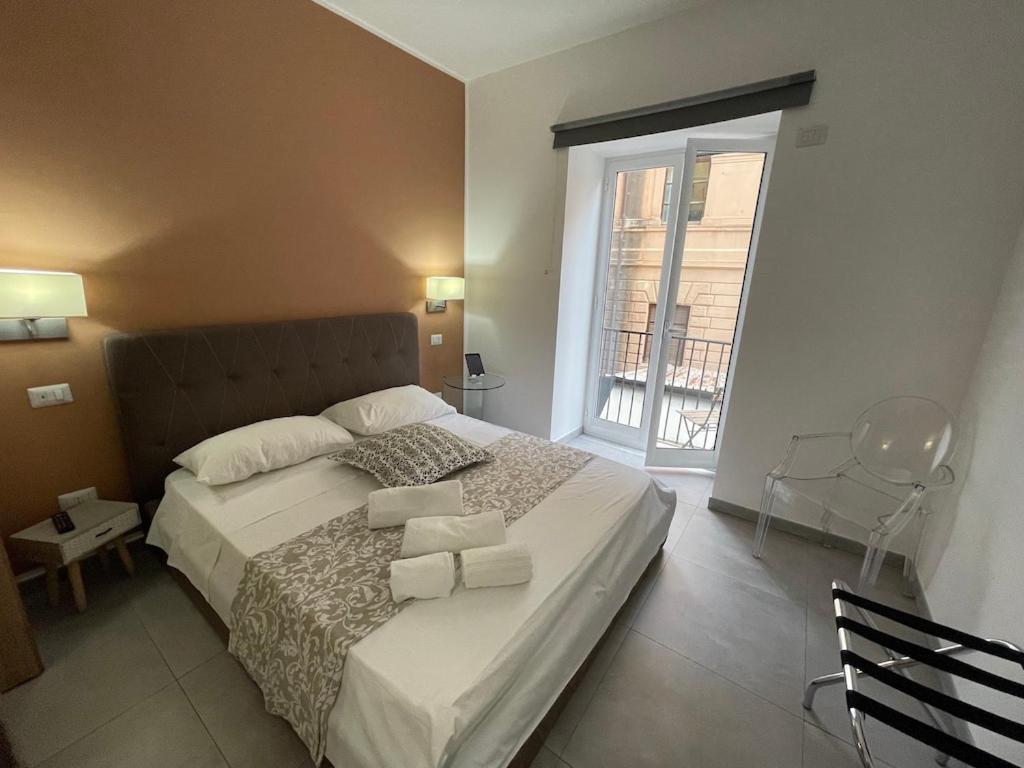 Ciu Ciu Home Suite Палермо Екстер'єр фото