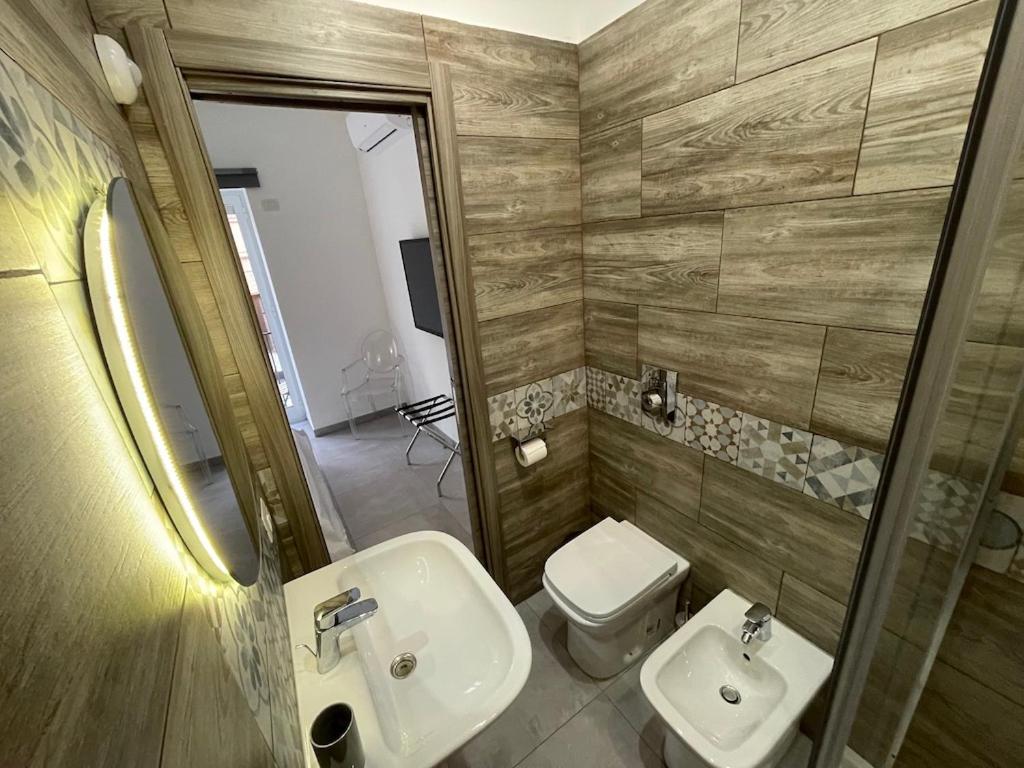 Ciu Ciu Home Suite Палермо Екстер'єр фото
