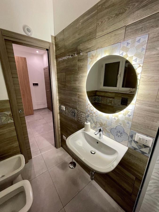Ciu Ciu Home Suite Палермо Екстер'єр фото