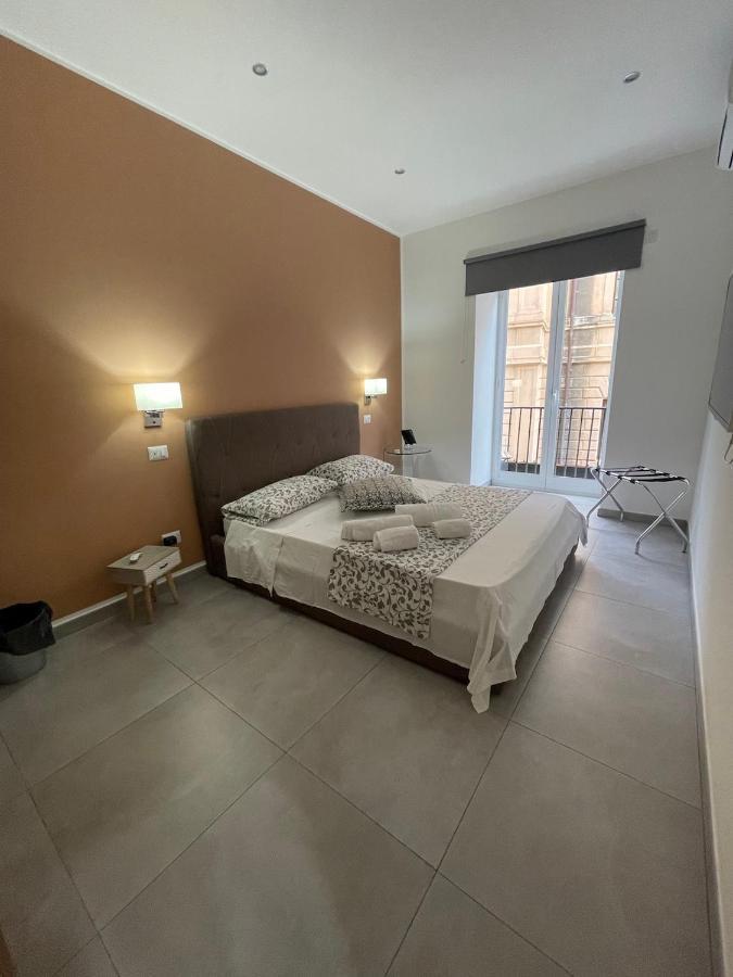 Ciu Ciu Home Suite Палермо Екстер'єр фото