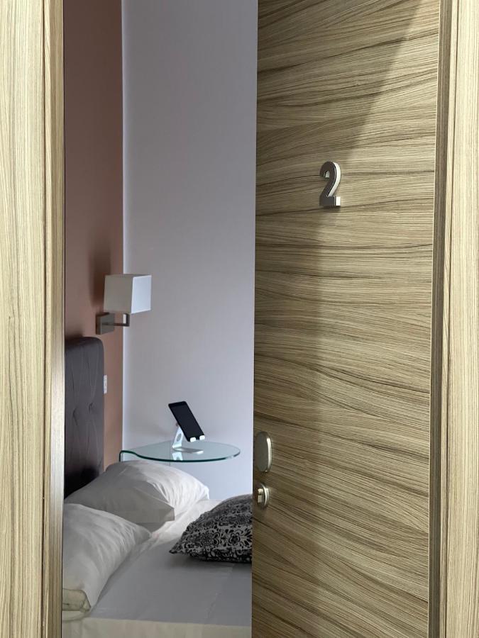 Ciu Ciu Home Suite Палермо Екстер'єр фото